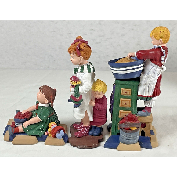 Dept 56 All Through The House Lot of 3: Madeline, Caroline, Sarah Kate/Andy Xmas - Picture 7 of 10
